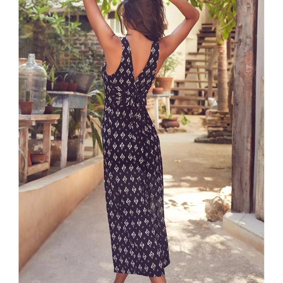 Silence + Noise Jumpsuit Urban Outfitters - Picture 3 of 11